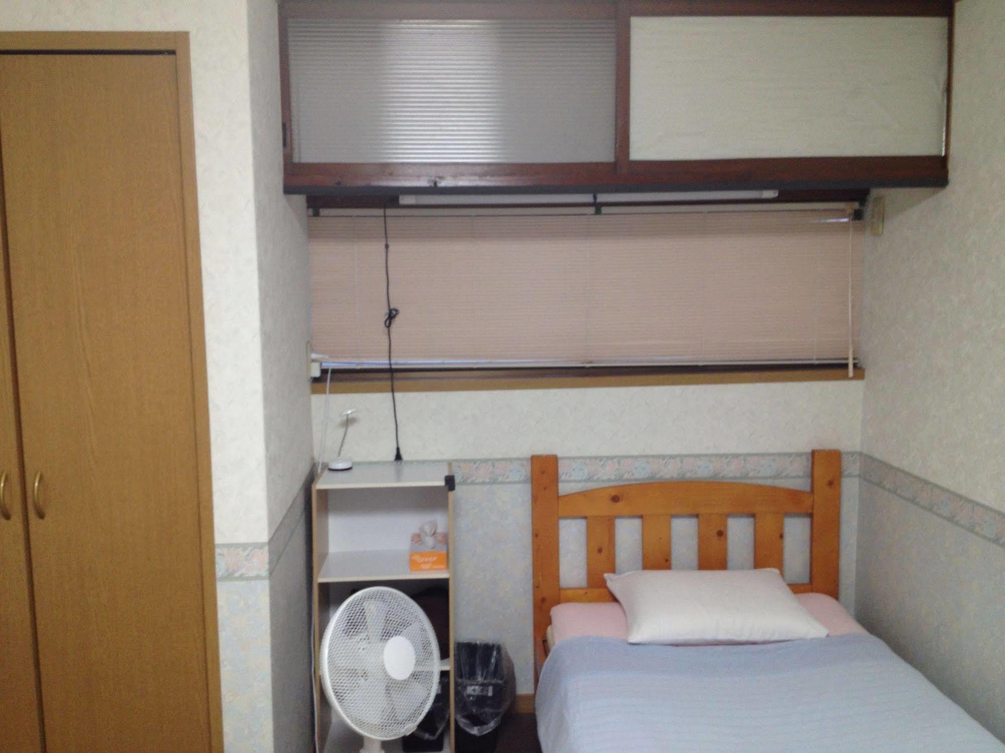 Hotel Now Travel Shinosaka Esterno foto