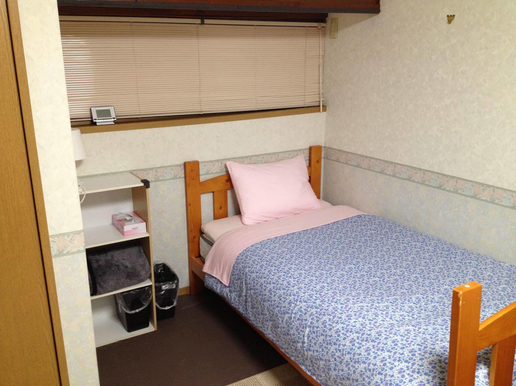 Hotel Now Travel Shinosaka Esterno foto