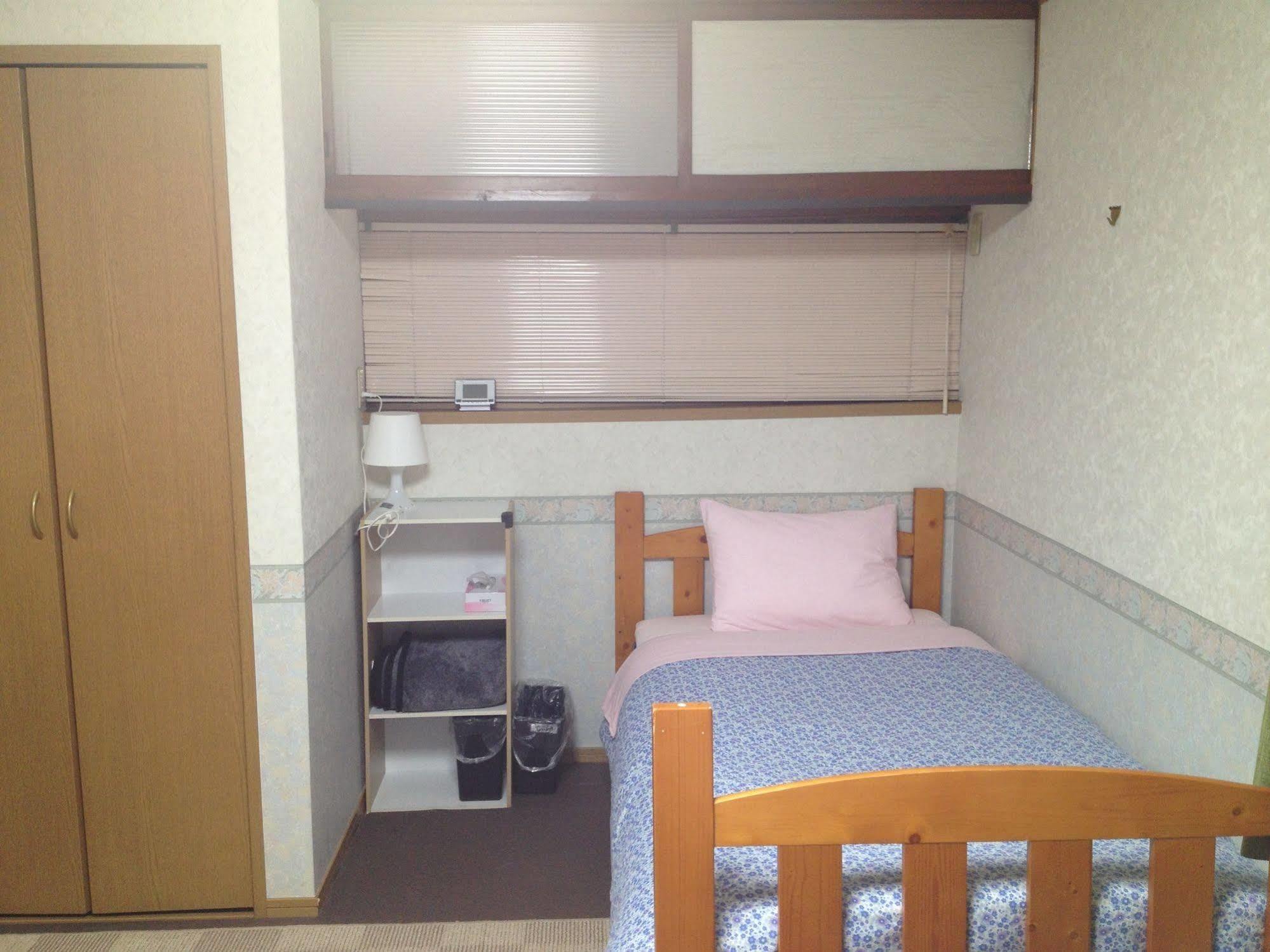 Hotel Now Travel Shinosaka Esterno foto